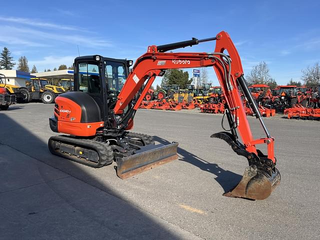 Image of Kubota KX040-4 equipment image 3