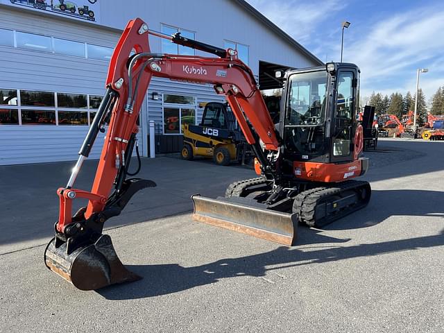 Image of Kubota KX040-4 equipment image 1