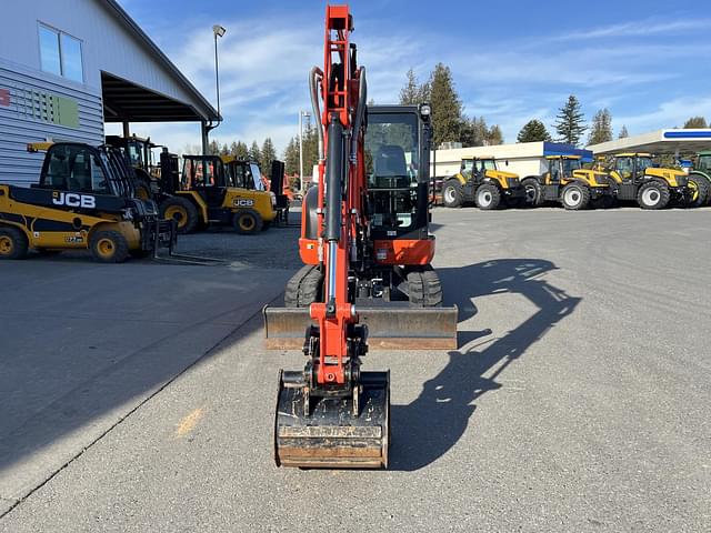 Image of Kubota KX040-4 equipment image 2