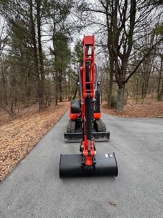 Image of Kubota KX040-4 equipment image 4