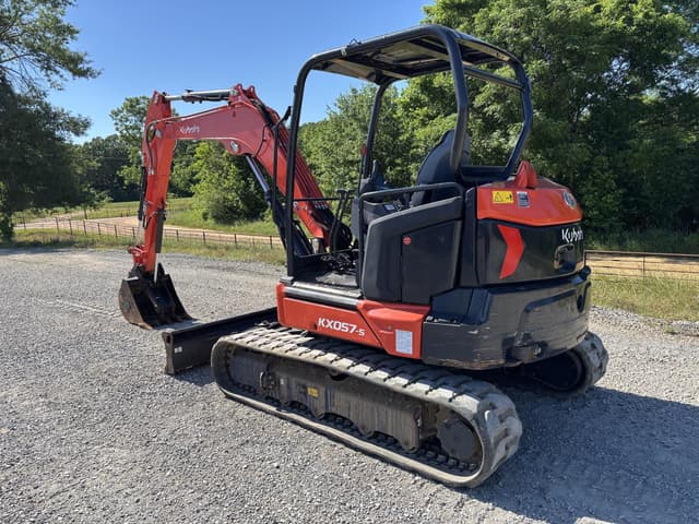 Image of Kubota KX057-5 equipment image 3