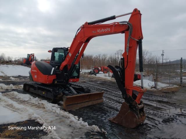 Image of Kubota KX080-4S2 equipment image 4