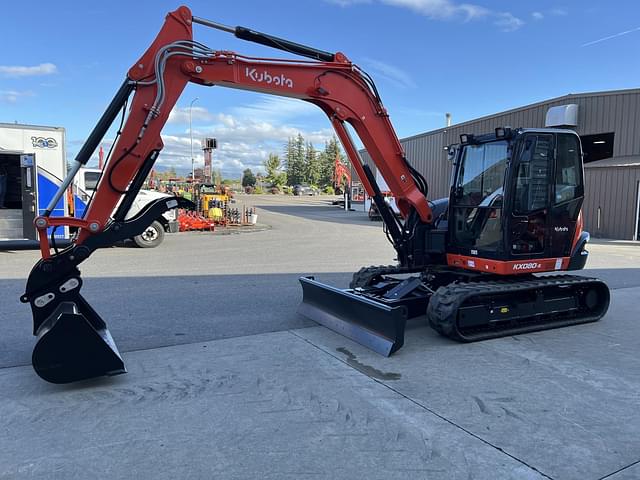 Image of Kubota KX080-5 equipment image 2