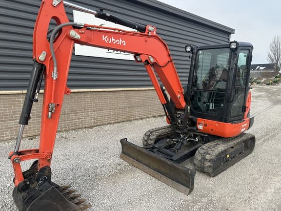 Image of Kubota KX040-4 Primary image