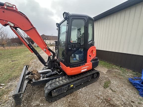Image of Kubota KX040-4 equipment image 1