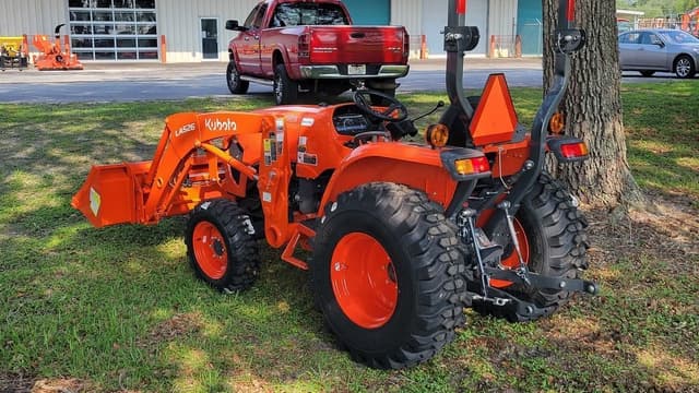 Image of Kubota L2502 equipment image 2