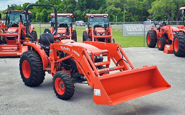 Image of Kubota L2502 equipment image 2