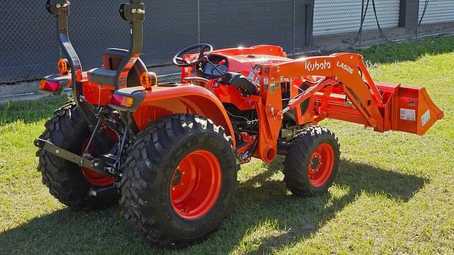 Image of Kubota L2502DT equipment image 2