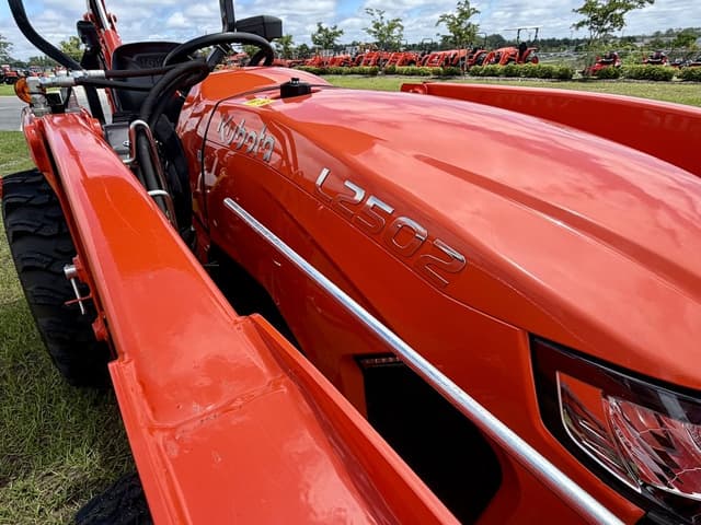 Image of Kubota L2502 equipment image 4