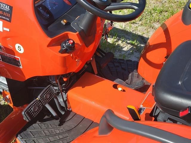 Image of Kubota L2502HST equipment image 4