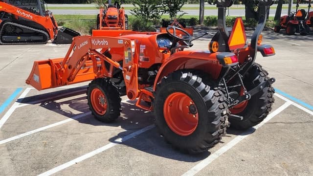 Image of Kubota L2502HST equipment image 4