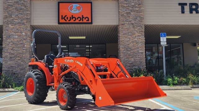 Image of Kubota L2502HST equipment image 1