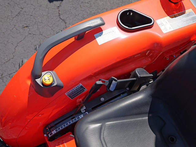 Image of Kubota L2502HST equipment image 2