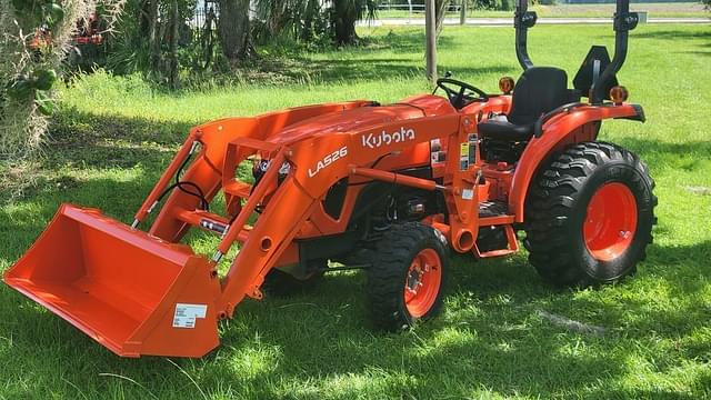 Image of Kubota L2502HST equipment image 3