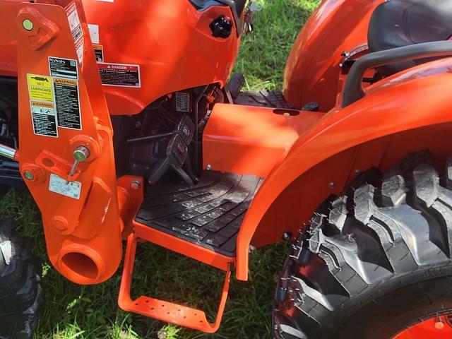 Image of Kubota L2502HST equipment image 4