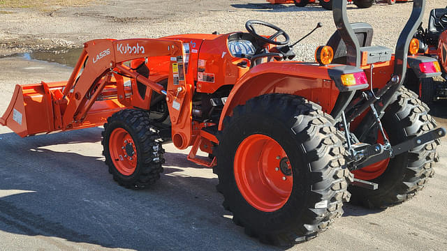 Image of Kubota L2502HST equipment image 3