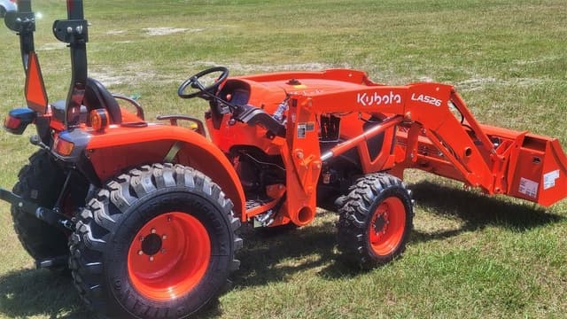 Image of Kubota L2502HST equipment image 3