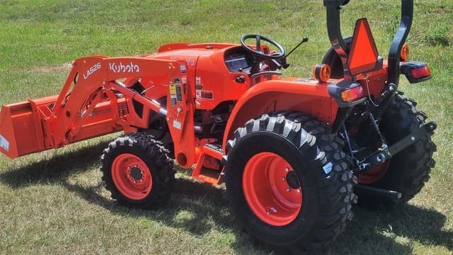 Image of Kubota L2502HST equipment image 4