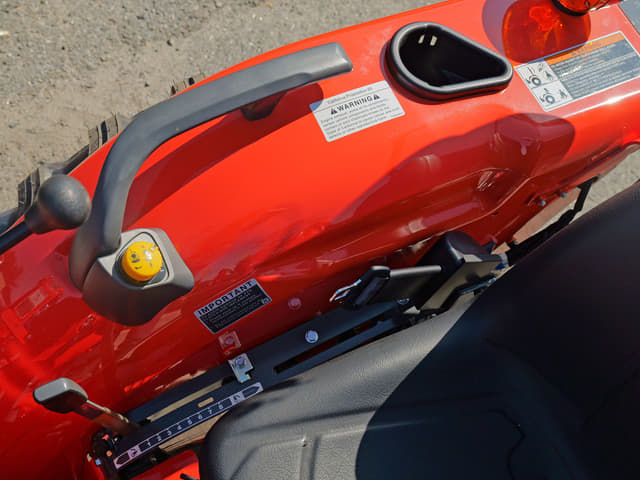 Image of Kubota L3302HST equipment image 2