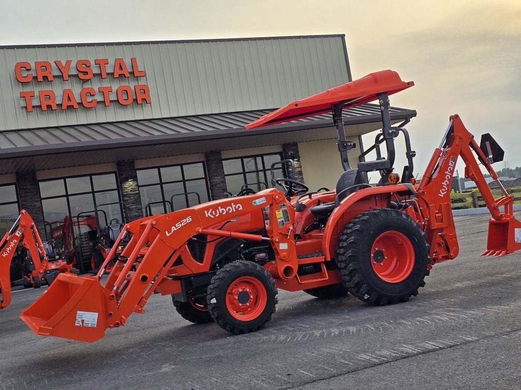 Main image Kubota L3302HST