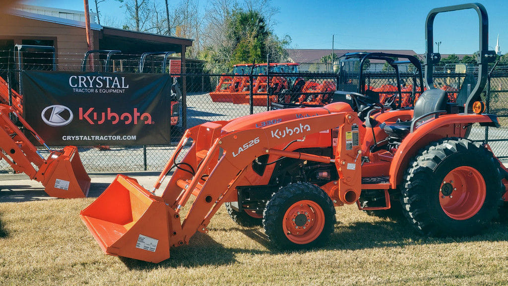 2024 Kubota L3302HST Equipment Image0