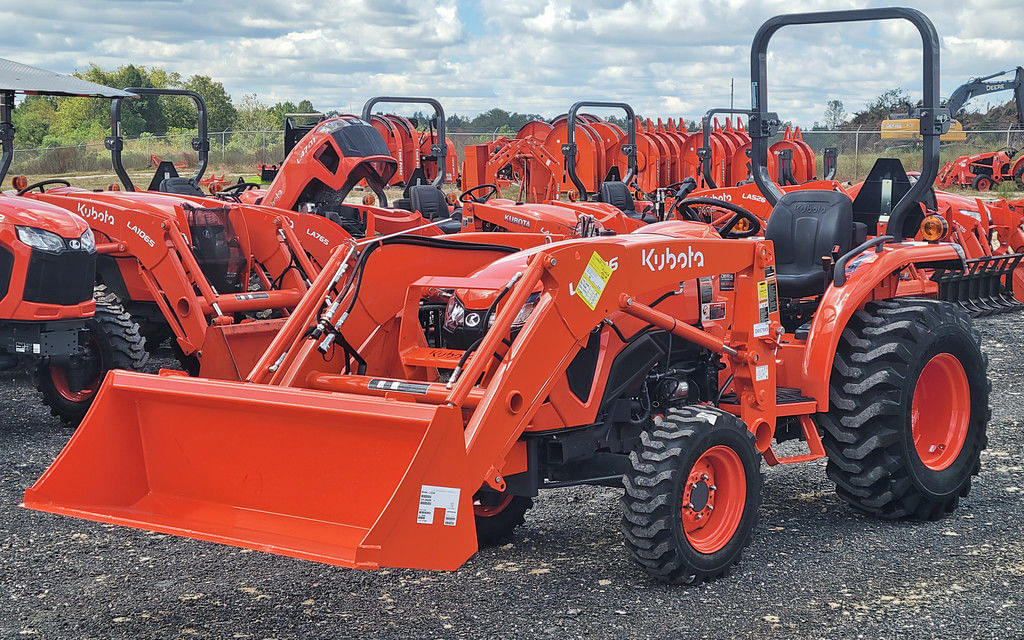 Image of Kubota L3902DT Primary image