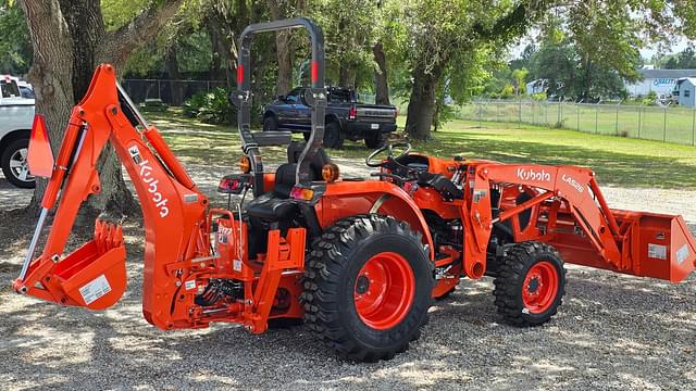 Image of Kubota L3902HST equipment image 3