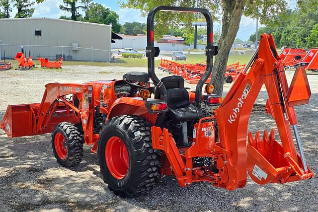 Image of Kubota L3902HST equipment image 4