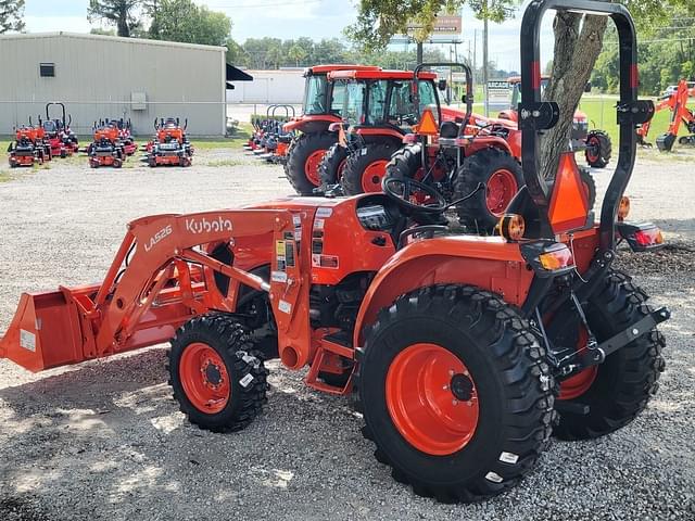 Image of Kubota L3902HST equipment image 2