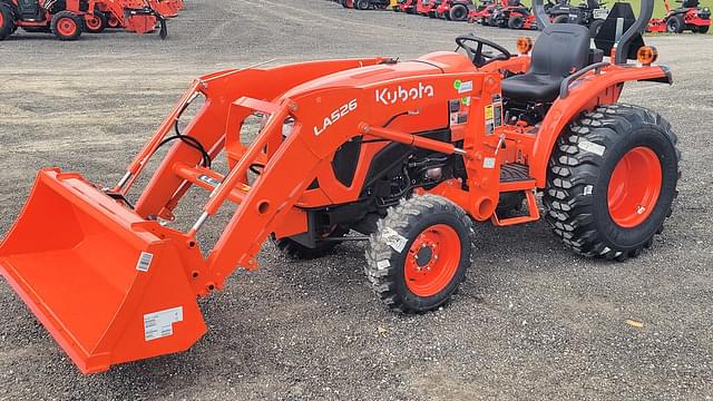 Image of Kubota L3902 equipment image 1