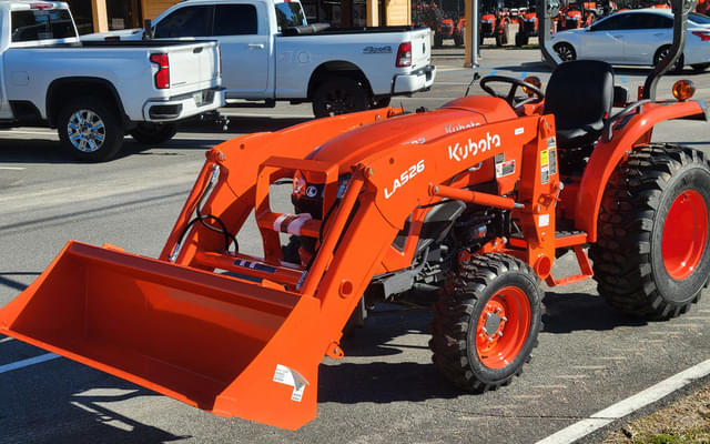 Image of Kubota L3902HST equipment image 1