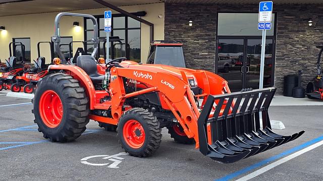 Image of Kubota L4701DT equipment image 1