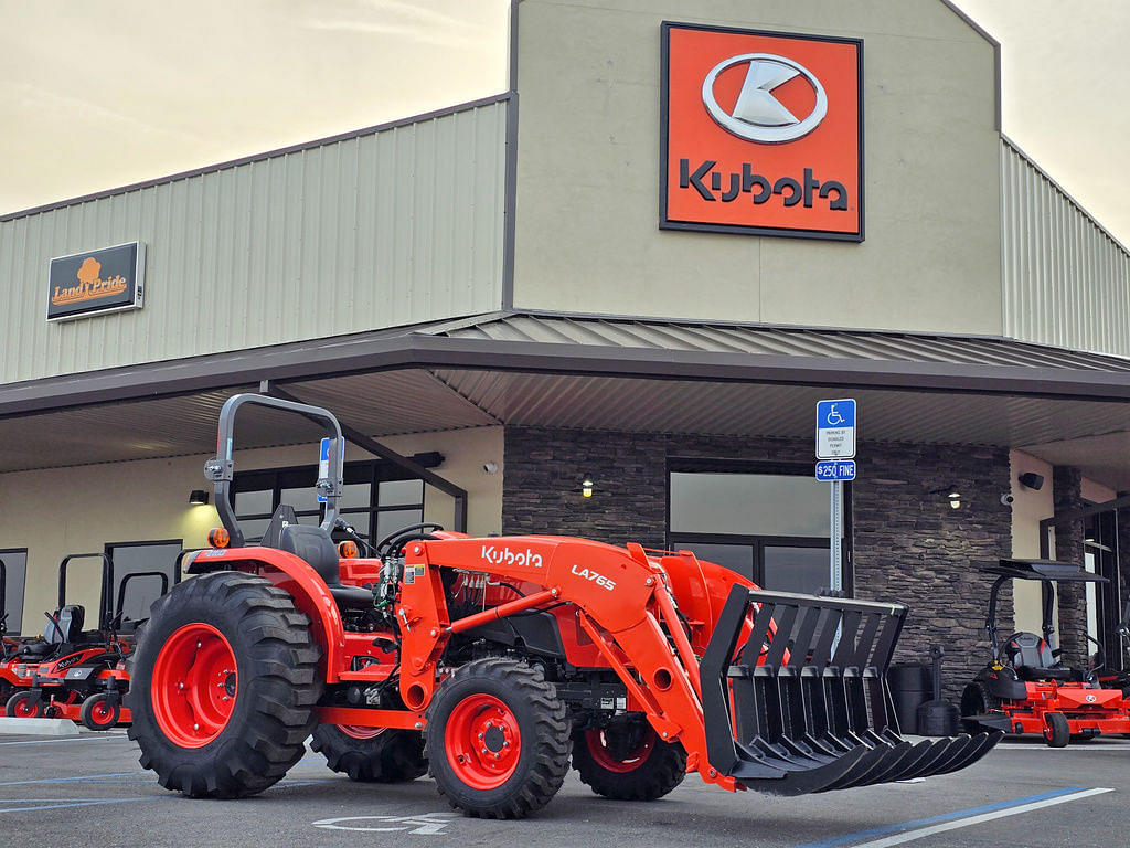 Image of Kubota L4701DT Primary image