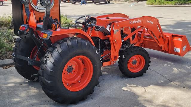 Image of Kubota L4802HST equipment image 3