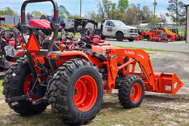 Image of Kubota L4802HST equipment image 3