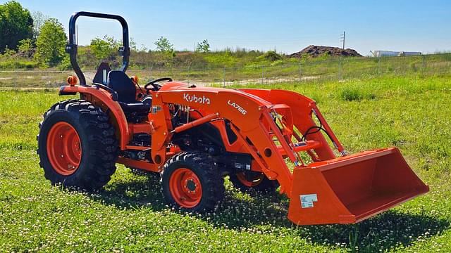 Image of Kubota L4802HST equipment image 2