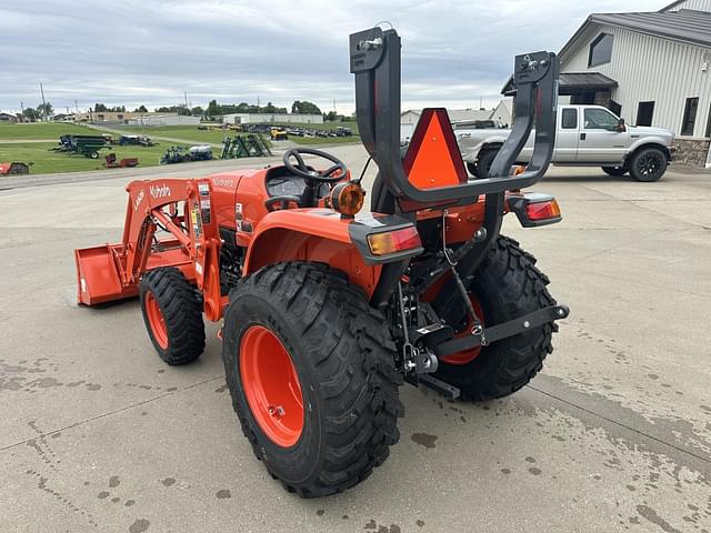 Image of Kubota L2502HST equipment image 1