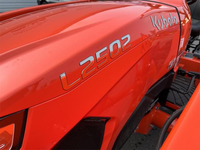 Image of Kubota L2502HST equipment image 3