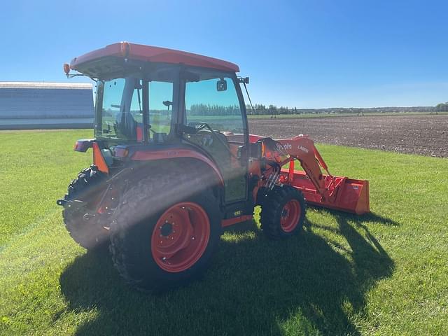 Image of Kubota L3560HSTC-LE equipment image 1