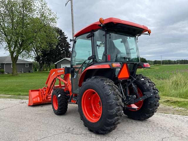 Image of Kubota L3560HSTC-LE equipment image 2