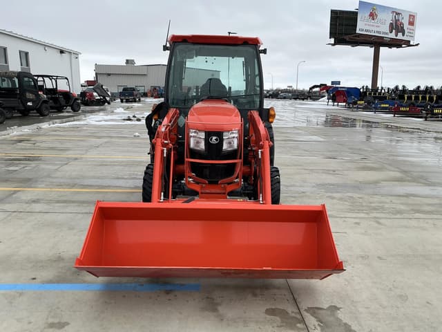 Image of Kubota L3560HSTC-LE equipment image 2