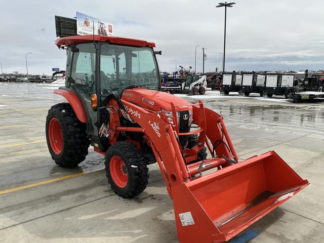 Image of Kubota L3560HSTC-LE equipment image 3