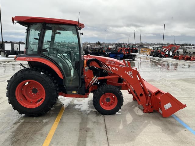 Image of Kubota L3560HSTC-LE equipment image 4