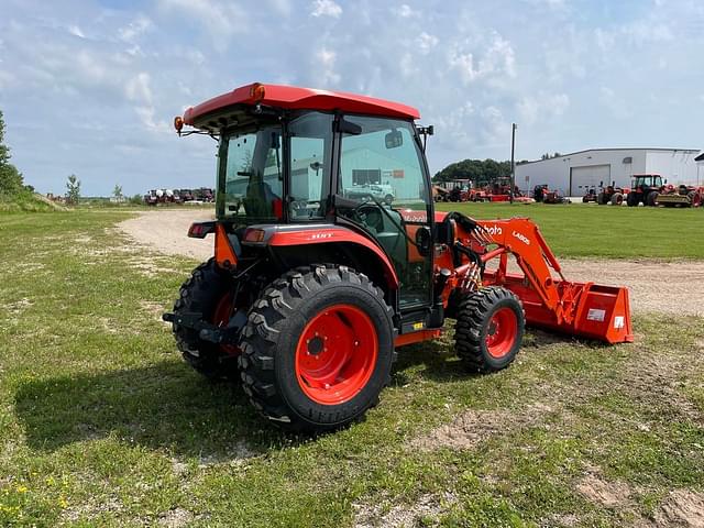 Image of Kubota L3560HSTC-LE equipment image 1