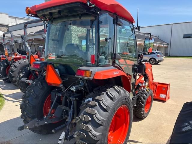 Image of Kubota L3560HSTC-LE equipment image 4