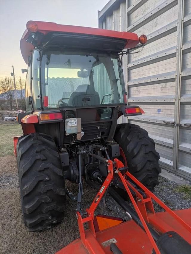 Image of Kubota L3560HSTC-LE equipment image 3