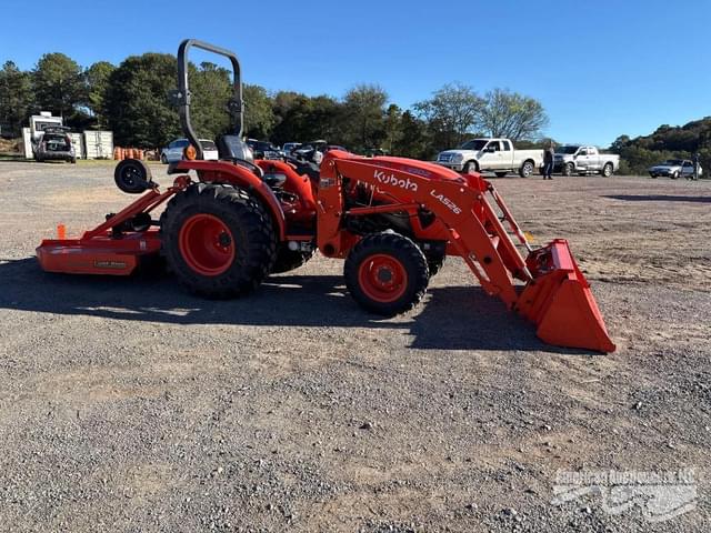 Image of Kubota L3902 equipment image 3