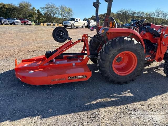 Image of Kubota L3902 equipment image 4