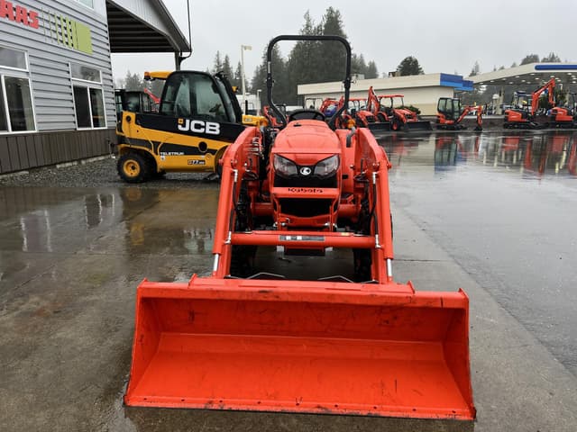 Image of Kubota L3902HST equipment image 2