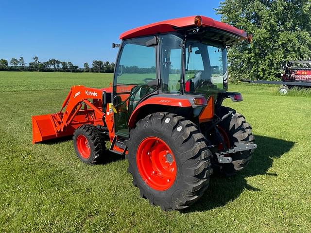 Image of Kubota L4060HSTC-LE equipment image 4